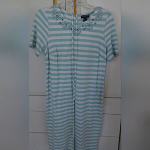 Pea in the Pod size M maternity dress w beaded neckline